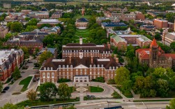 伊利诺伊大学香槟分校