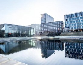 鹿特丹伊拉斯姆斯大学